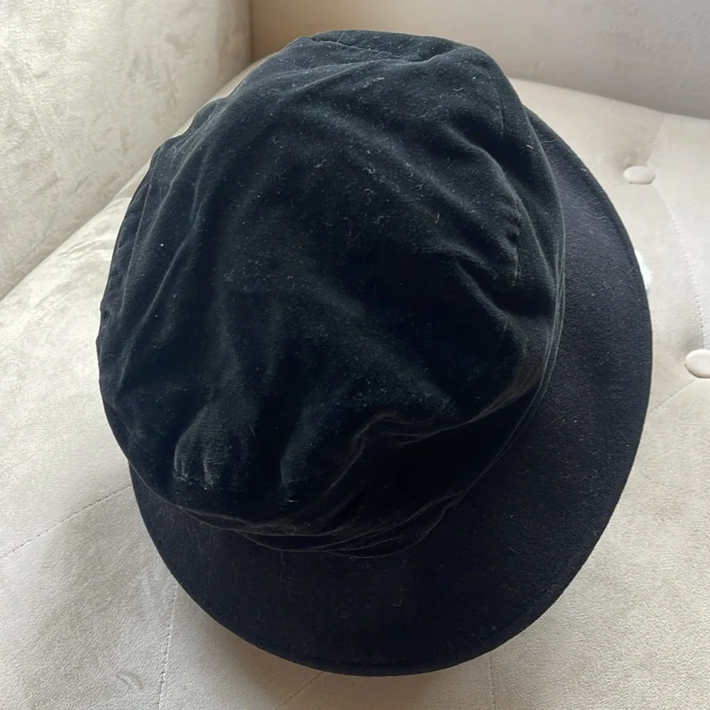 Eric Javits “Lily” velvet and wool hat - Picture 5 of 8